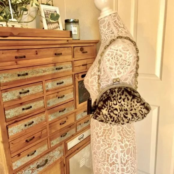 RESELLER BUNDLE 1 ANIMAL PRINT BAGS - 7 TOTAL - ALL NWT - CRAZY DEAL - Picture 9 of 15